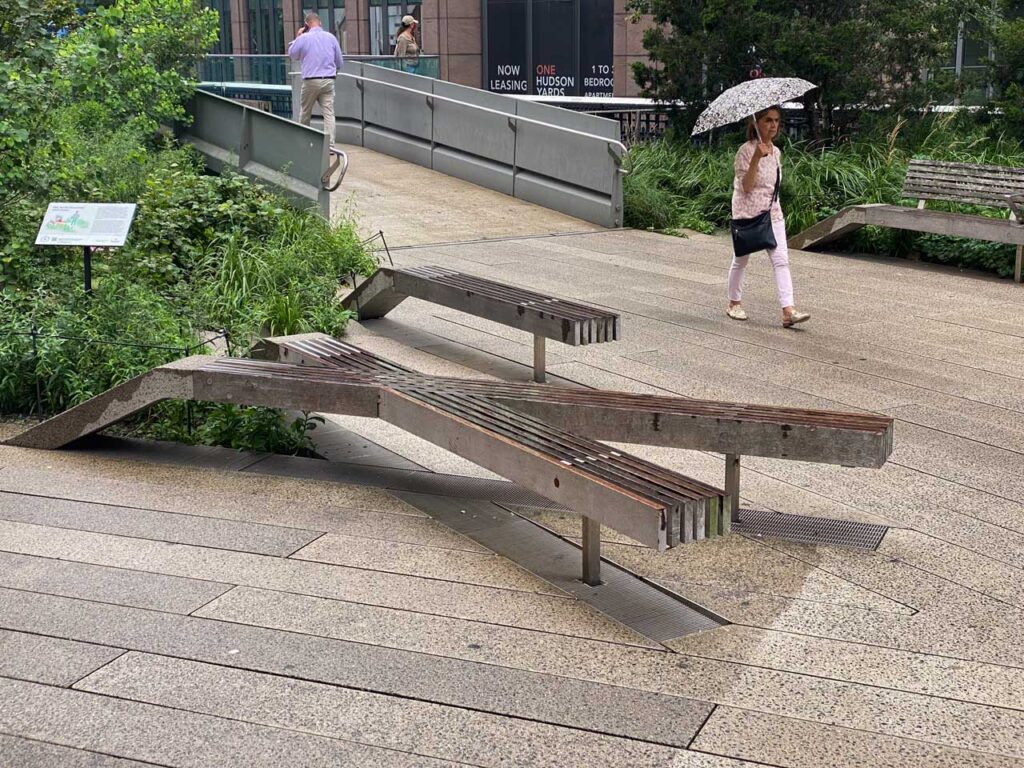 The Crossroads at 30th Street. Photo by Annik LaFarge, author of On the High Line