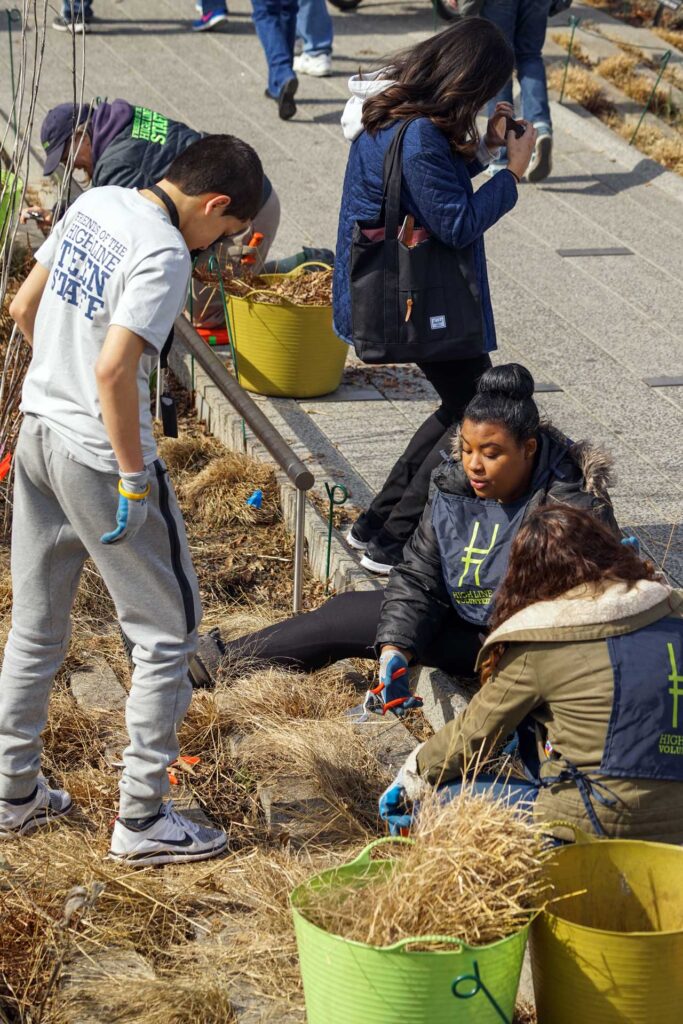 Teen staff & Cutback volunteers on the High Line, April 2015. Photo: Annik LaFarge, author of On the High Line